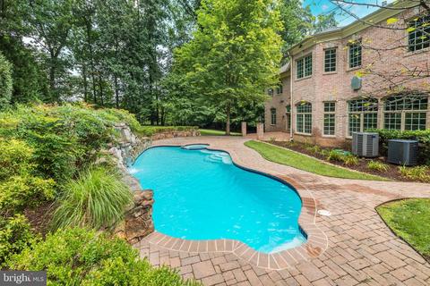 8200 Sparger, Mclean, VA 22102 photo 103