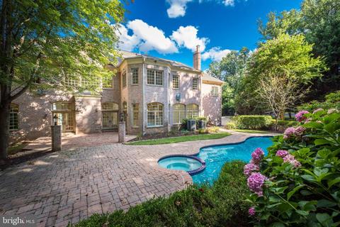 8200 Sparger, Mclean, VA 22102 photo 3