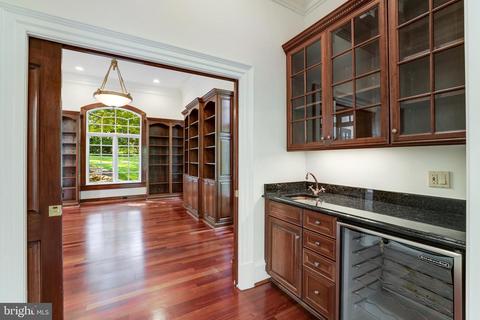 8200 Sparger, Mclean, VA 22102 photo 29