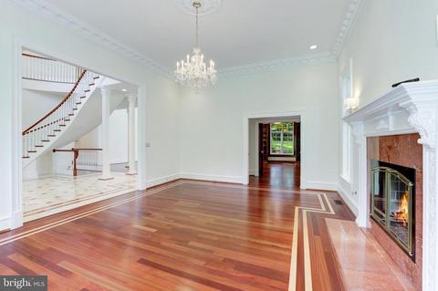 8200 Sparger, Mclean, VA 22102 photo 9