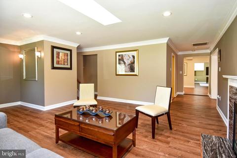 5232 Queensberry Ave, Springfield, VA 22151 photo 8