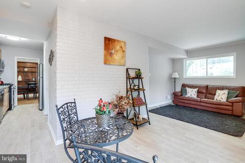 8524 Parliament Dr, Springfield, VA 22151 photo 15