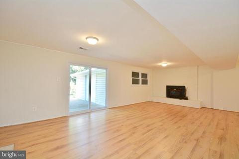 6438 Northanna Dr, Springfield, VA 22150 photo 37