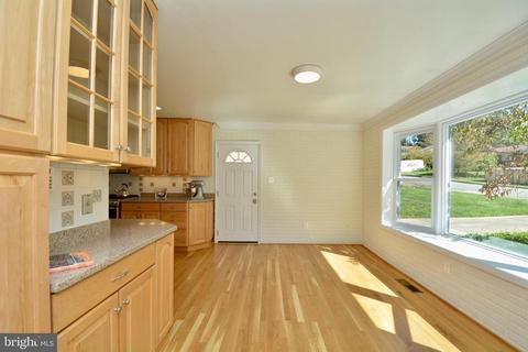 6438 Northanna Dr, Springfield, VA 22150 photo 20
