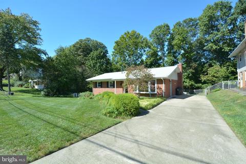 6438 Northanna Dr, Springfield, VA 22150 photo 2