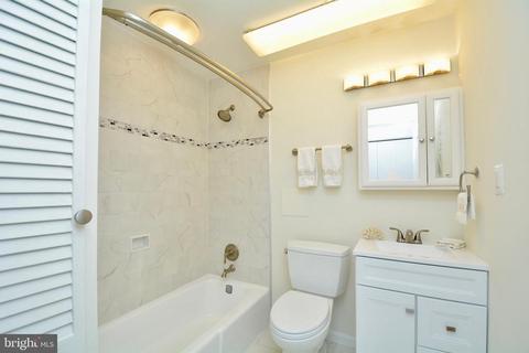 6438 Northanna Dr, Springfield, VA 22150 photo 26