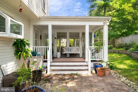7021 Maple Tree Ln, Springfield, VA 22152 photo 24