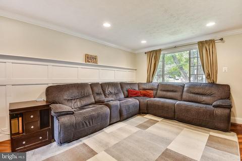 8459 Yellow Leaf Ct, Springfield, VA 22153 photo 21