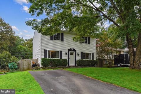 8459 Yellow Leaf Ct, Springfield, VA 22153 photo 4