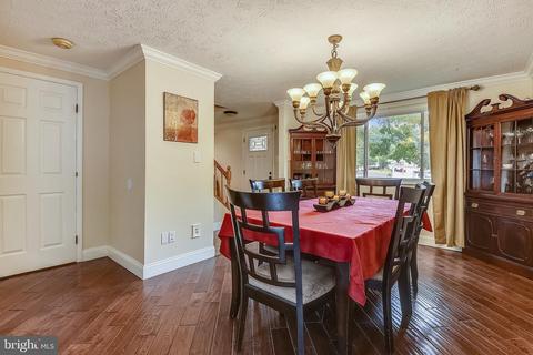 8459 Yellow Leaf Ct, Springfield, VA 22153 photo 7