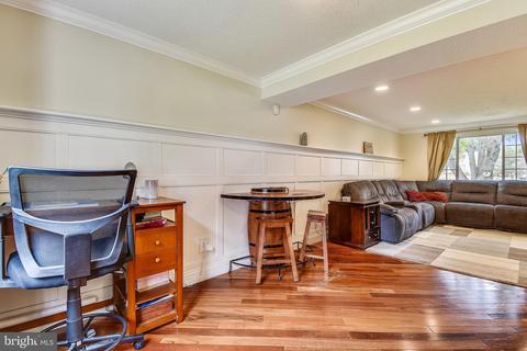 8459 Yellow Leaf Ct, Springfield, VA 22153 photo 15