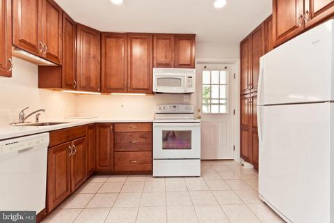 5202 Kipling St, Springfield, VA 22151 photo 5