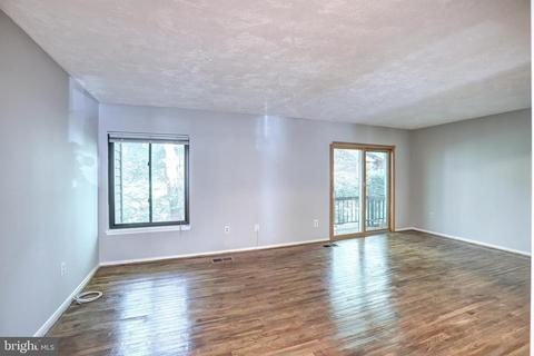 11534 Hearthstone Ct, Reston, VA 20191 photo 7
