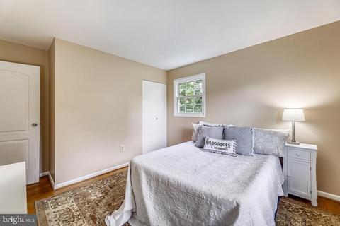 6404 Charnwood St, Springfield, VA 22152 photo 17