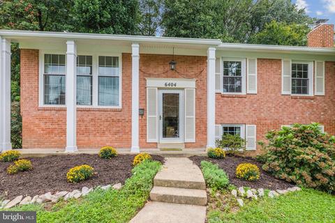 6404 Charnwood St, Springfield, VA 22152 photo 2