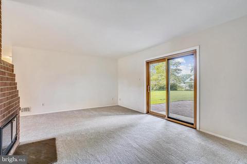 5319 Pillow Ln, Springfield, VA 22151 photo 23