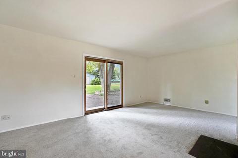 5319 Pillow Ln, Springfield, VA 22151 photo 24