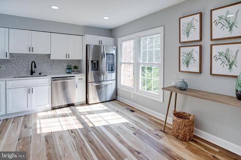 6015 Haverhill Ct, Springfield, VA 22152 photo 6