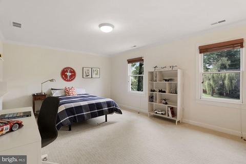 8201 Spring Hill Ln, Mclean, VA 22102 photo 35