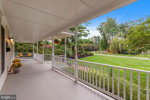 8201 Spring Hill Ln, Mclean, VA 22102 photo 48