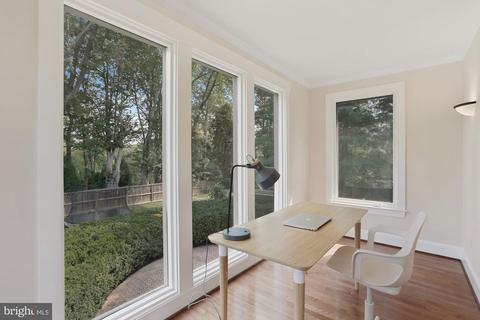8201 Spring Hill Ln, Mclean, VA 22102 photo 26