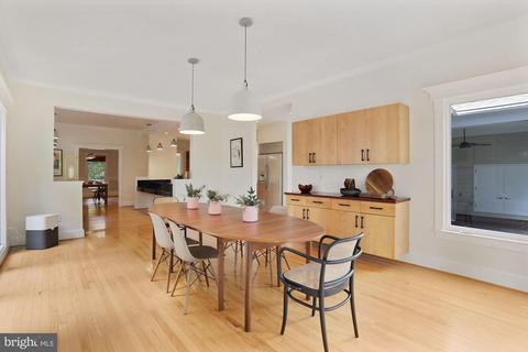 8201 Spring Hill Ln, Mclean, VA 22102 photo 8