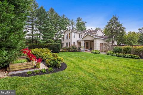 8201 Spring Hill Ln, Mclean, VA 22102 photo 42