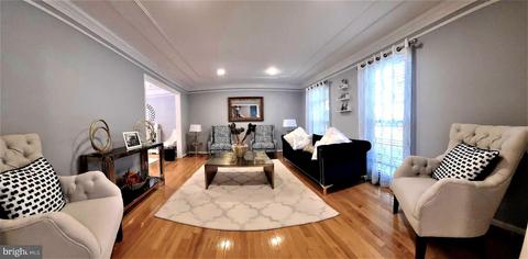 6937 Sydenstricker Rd, Springfield, VA 22152 photo 3