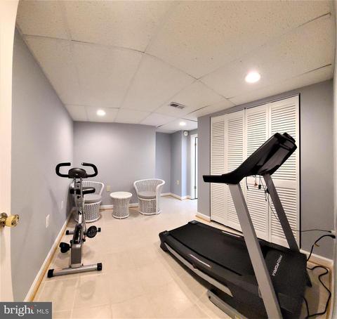 6937 Sydenstricker Rd, Springfield, VA 22152 photo 38