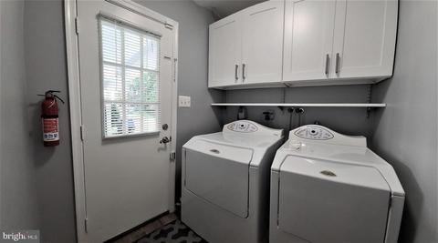 6937 Sydenstricker Rd, Springfield, VA 22152 photo 40