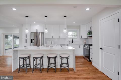 6828 Jerome St, Springfield, VA 22150 photo 7