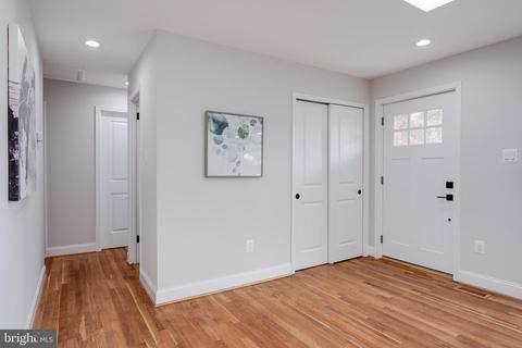 6828 Jerome St, Springfield, VA 22150 photo 17
