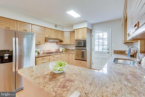 7625 Huntmaster, Mclean, VA 22102 photo 8