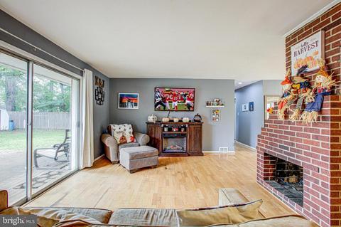 7414 Hogarth St, Springfield, VA 22151 photo 10