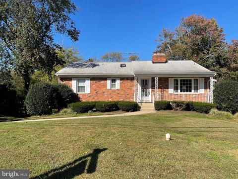 7014 Westbury, Mclean, VA 22101 photo 1
