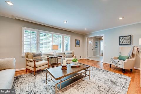 1328 Elsinore Ave, Mclean, VA 22102 photo 11