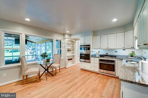 1328 Elsinore Ave, Mclean, VA 22102 photo 16