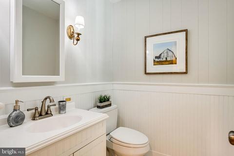 1328 Elsinore Ave, Mclean, VA 22102 photo 28