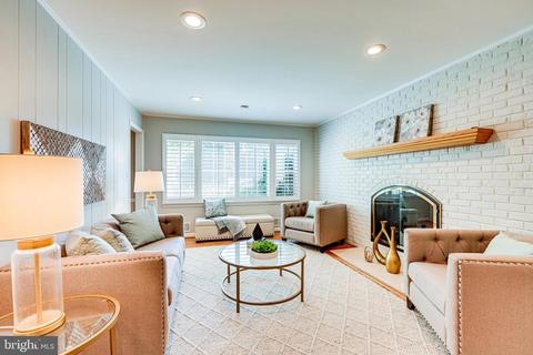 1328 Elsinore Ave, Mclean, VA 22102 photo 9