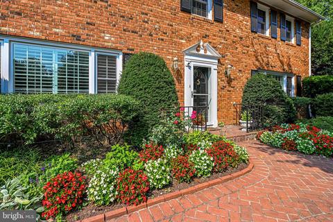 1328 Elsinore Ave, Mclean, VA 22102 photo 4