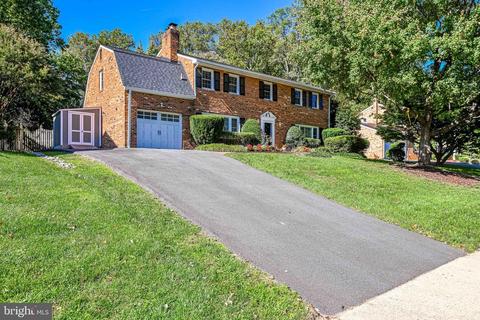 1328 Elsinore Ave, Mclean, VA 22102 photo 3