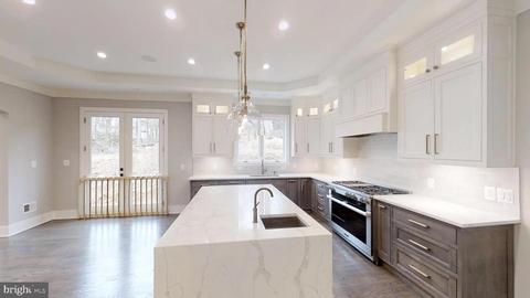8604 Brook Rd, Mclean, VA 22102 photo 16