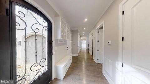 8604 Brook Rd, Mclean, VA 22102 photo 17