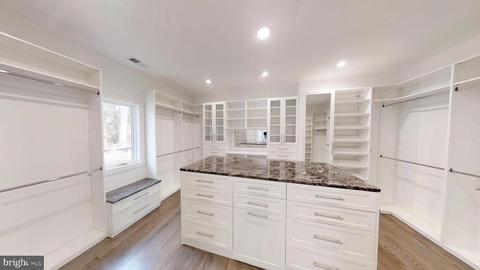 8604 Brook Rd, Mclean, VA 22102 photo 21