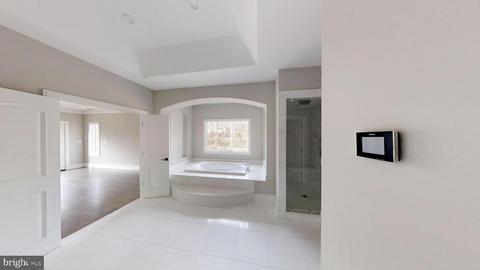 8604 Brook Rd, Mclean, VA 22102 photo 10