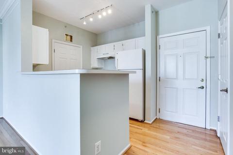 1601 Spring Gate Dr #1407, Mclean, VA 22102 photo 11