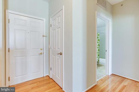 1601 Spring Gate Dr #1407, Mclean, VA 22102 photo 18