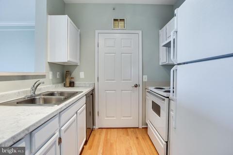 1601 Spring Gate Dr #1407, Mclean, VA 22102 photo 13