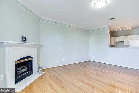 1601 Spring Gate Dr #1407, Mclean, VA 22102 photo 9