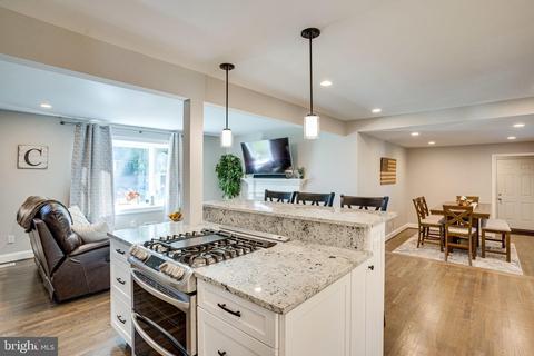 8616 Clydesdale Rd, Springfield, VA 22151 photo 13